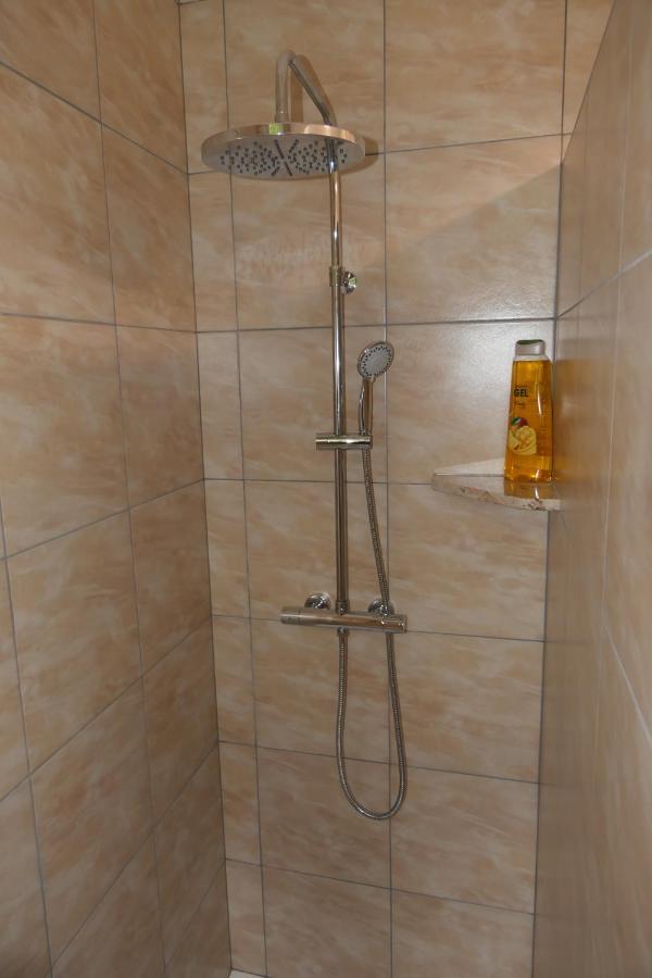 Apartments And Rooms Brunko Μπλεντ Εξωτερικό φωτογραφία